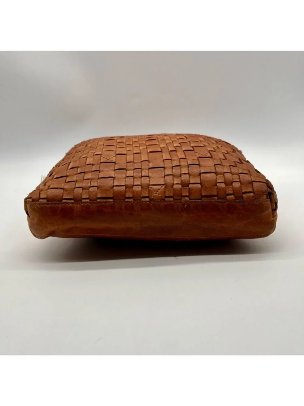Vilenca Brown Woven Leather Crossbody Bag - Picture 5 of 10